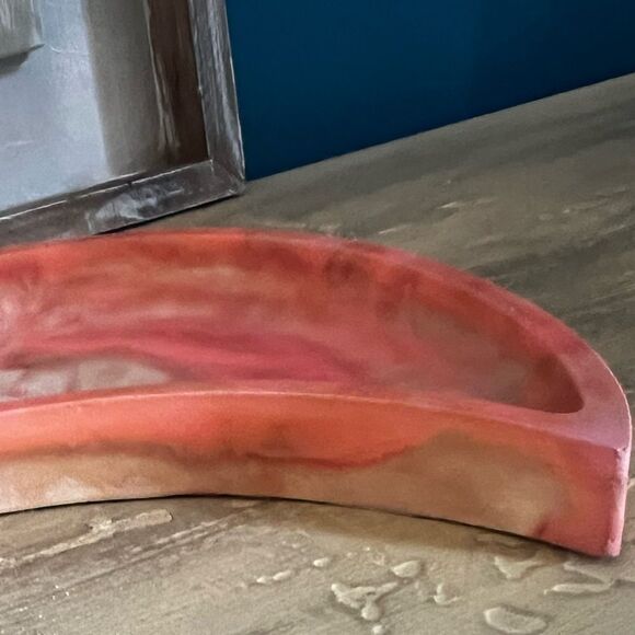 Handcrafted Resin Crescent Moon Tray - Picture 6 of 9